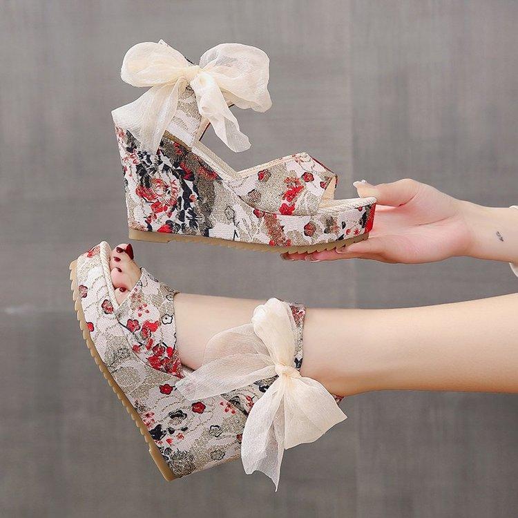 Floral Print Peep Toe Wedge Sandals - Wedge Shoes - LeStyleParfait